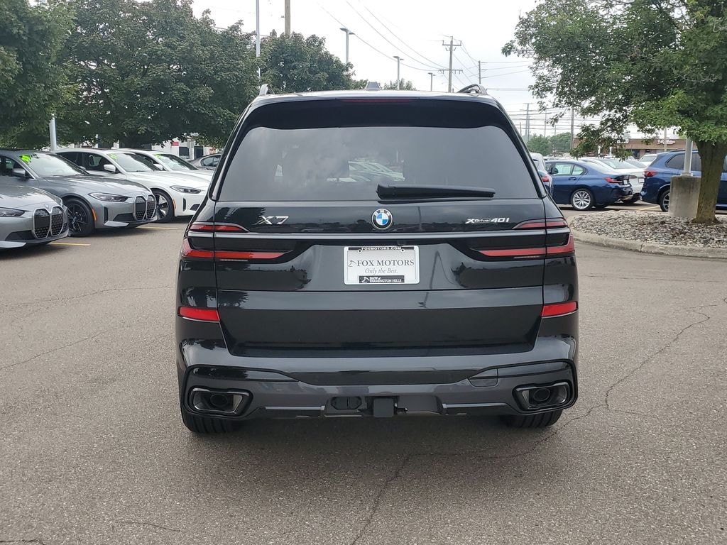 New 2027 BMW X7 xDrive40i SUV