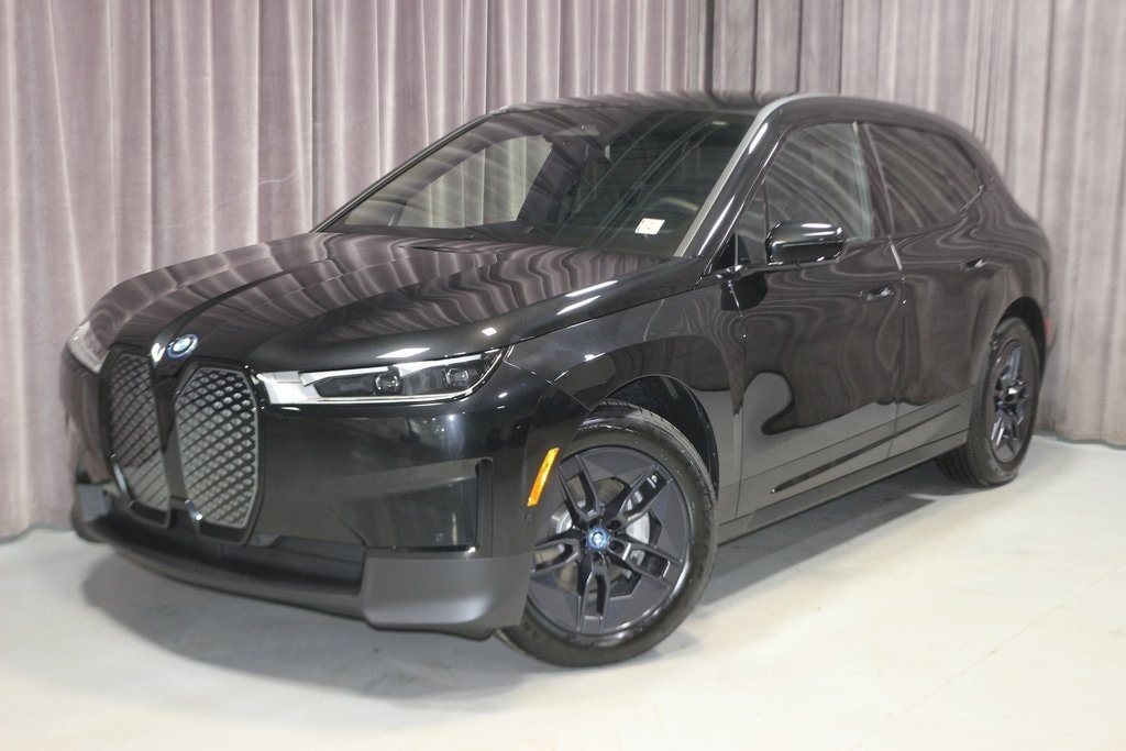 2025 BMW iX