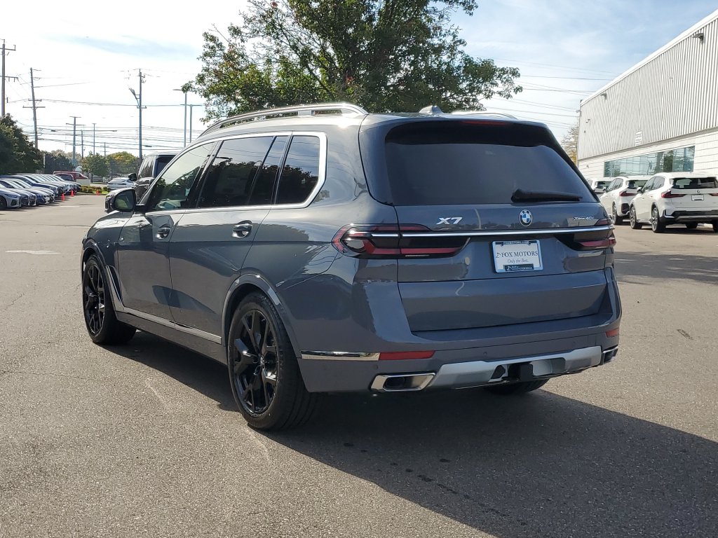 New 2027 BMW X7 xDrive40i SUV