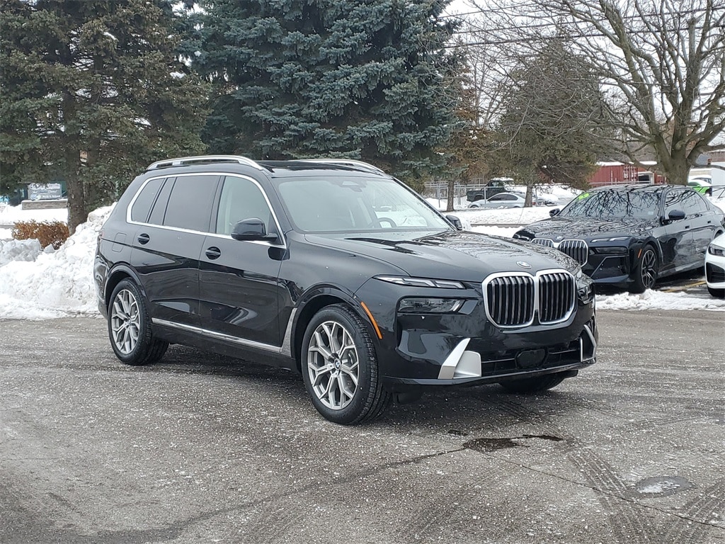 New 2026 BMW X7 xDrive40i SUV