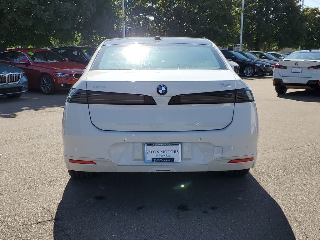 New 2027 BMW 740i xDrive Sedan