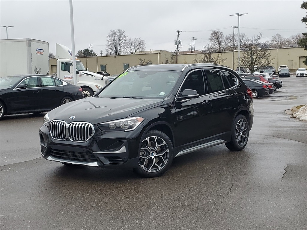 2022 BMW X1 28i