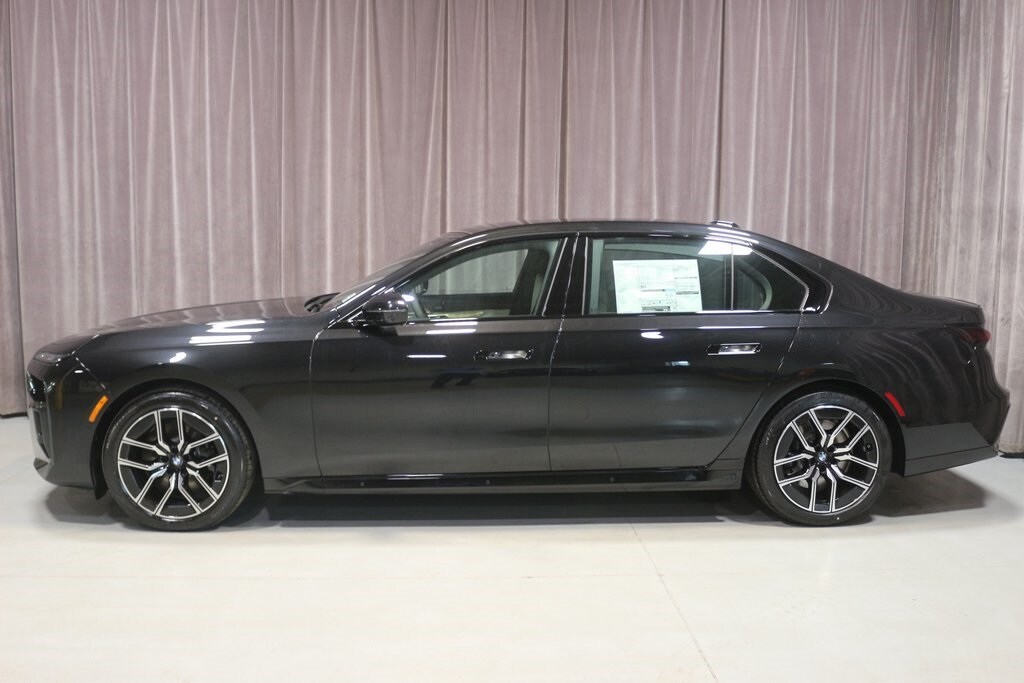 2025 Bmw 740i xDrive photo 2