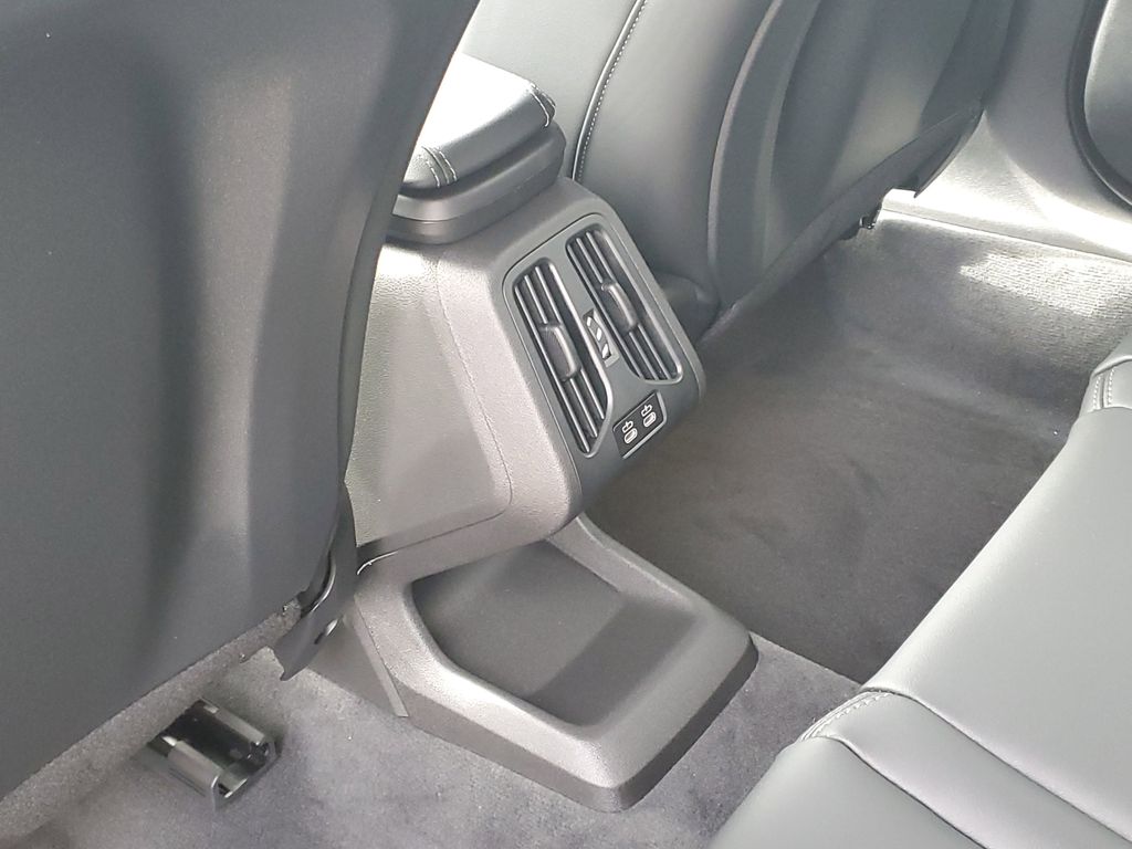 2026 BMW X2 28i - Photo 25