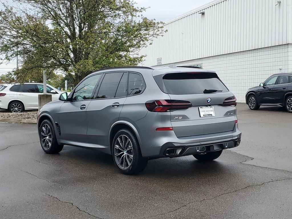 New 2026 BMW X5 xDrive40i SUV