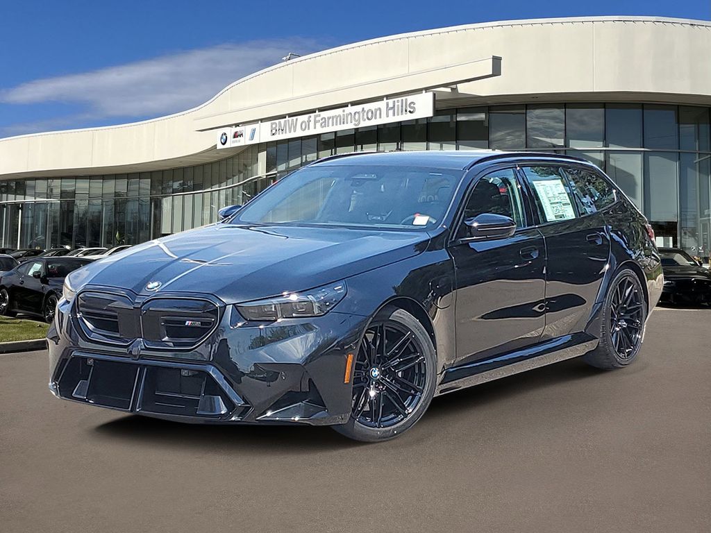 2027 BMW M5 M5 Touring's photo