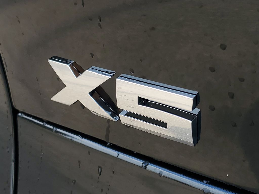 2026 BMW X5 M60i - Photo 31