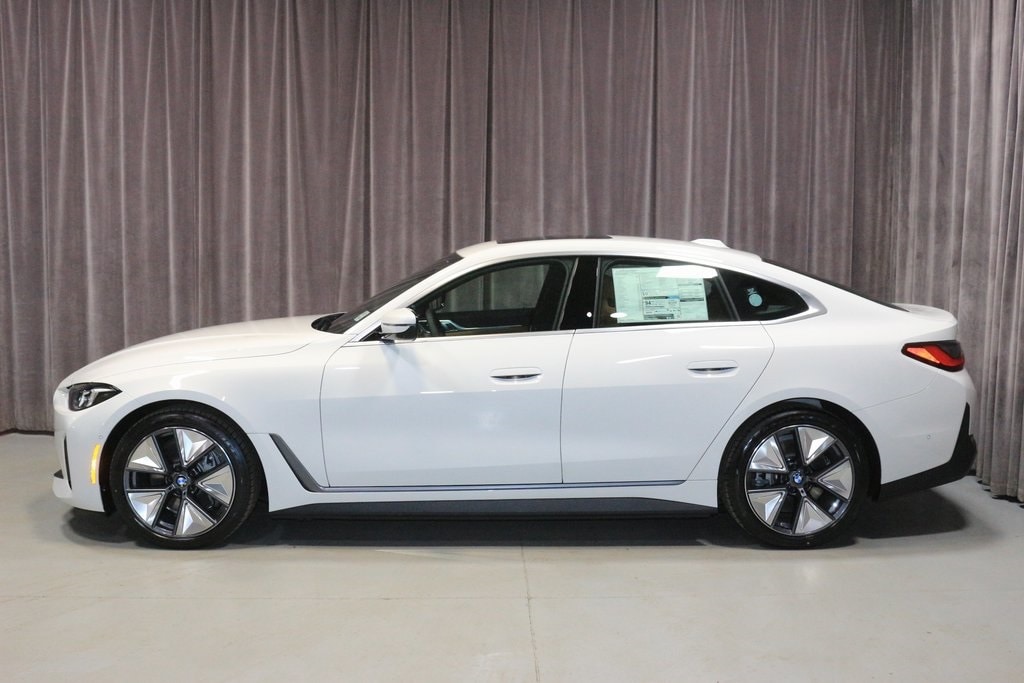 Used 2025 BMW i4 Base with VIN WBY43HD08SFU76626 for sale in Farmington Hills, MI