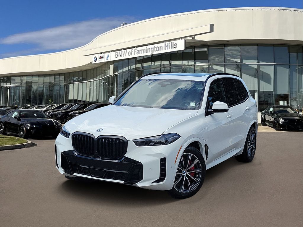 2026 BMW X5 xDrive50e's photo