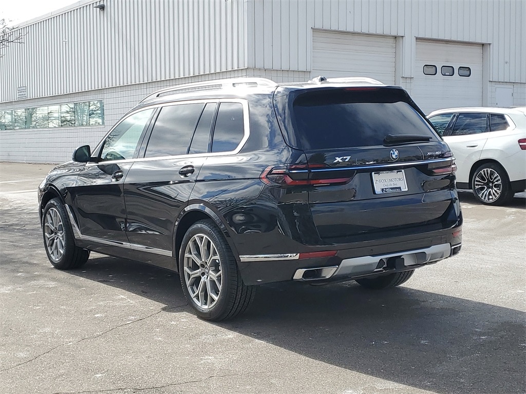 New 2026 BMW X7 xDrive40i SUV