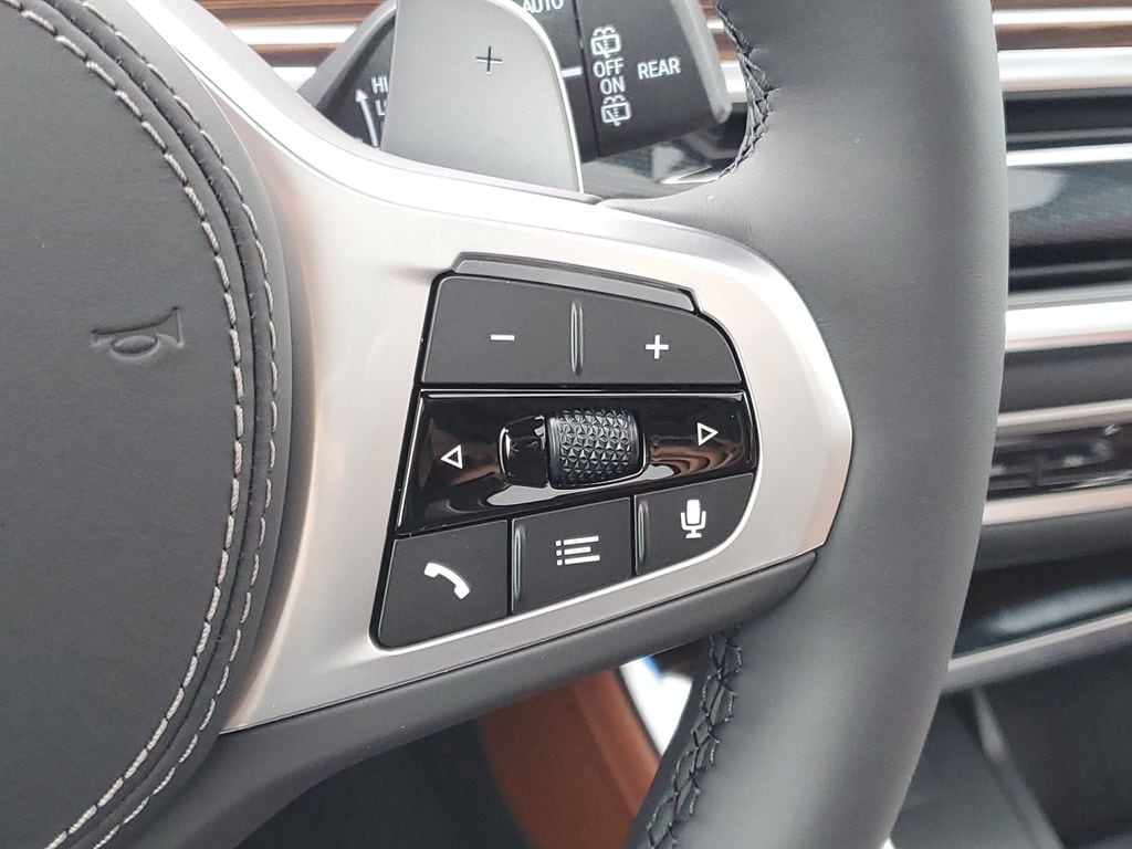2026 BMW X5 50e - Photo 13