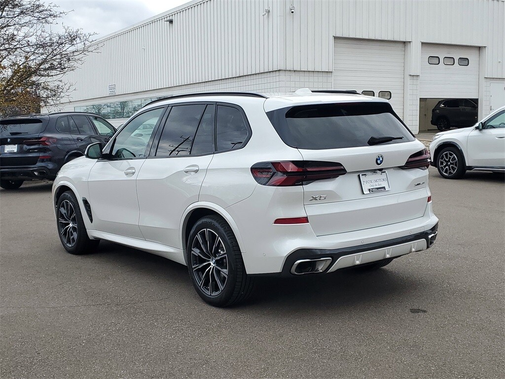 2024 Bmw X5 xDrive40i photo 2