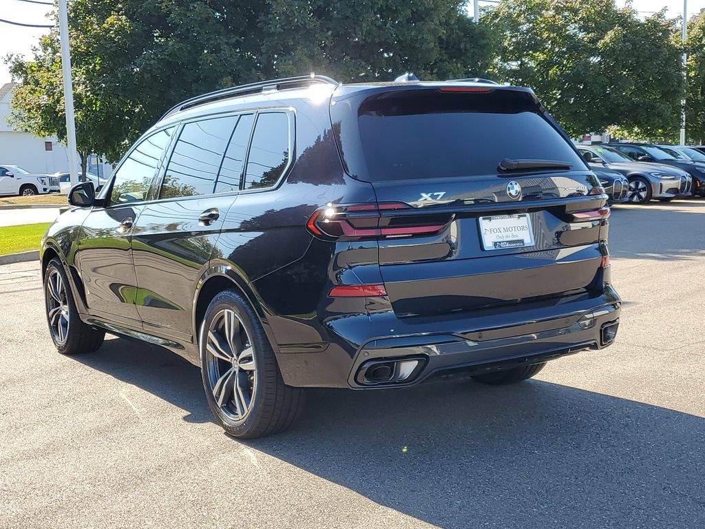 New 2027 BMW X7 xDrive40i SUV