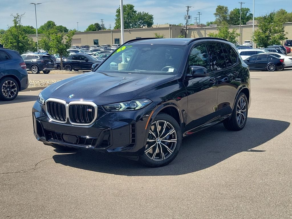 2025 BMW X5 M60i's photo