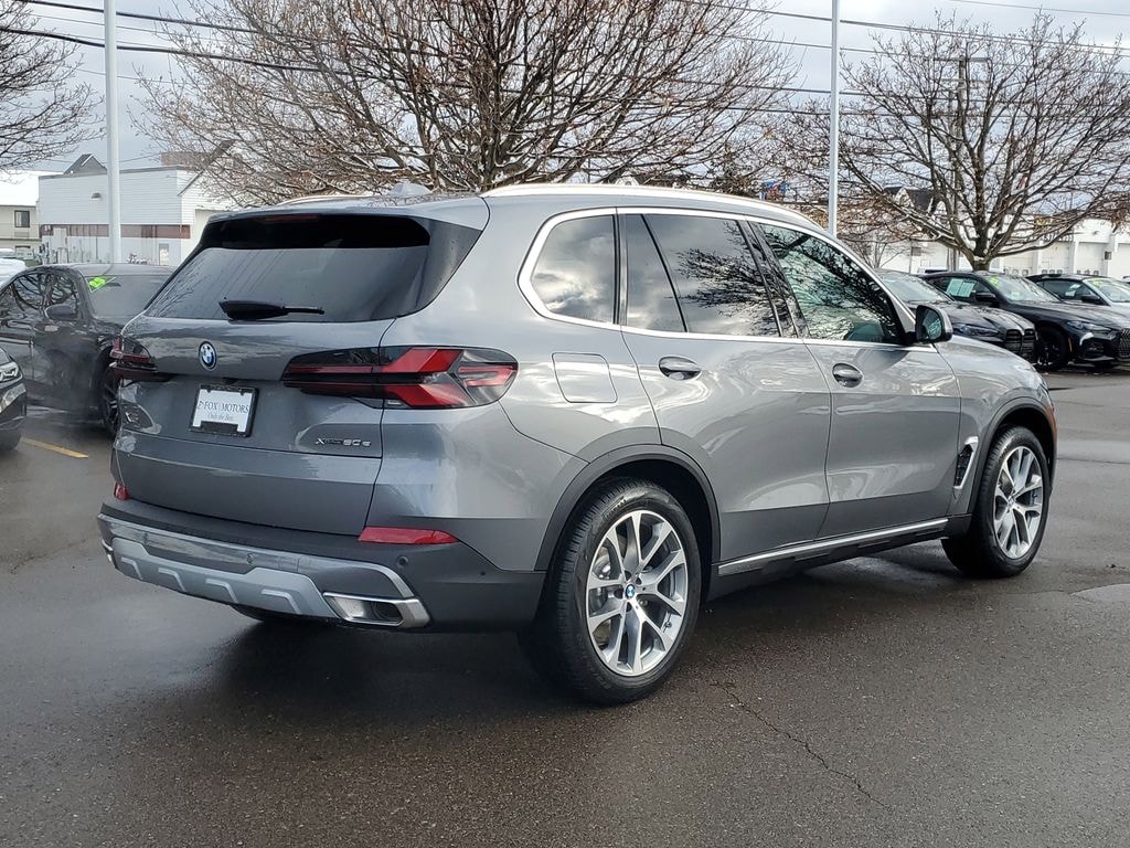New 2026 BMW X5 PHEV xDrive50e SUV