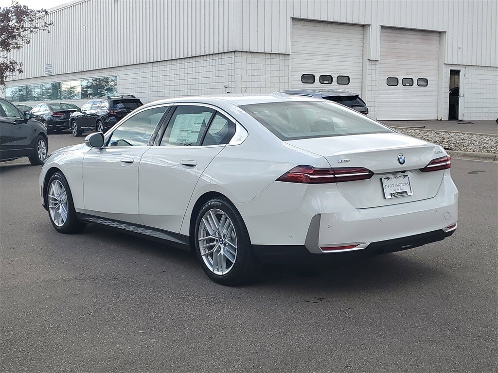 2025 Bmw 530i xDrive photo 2