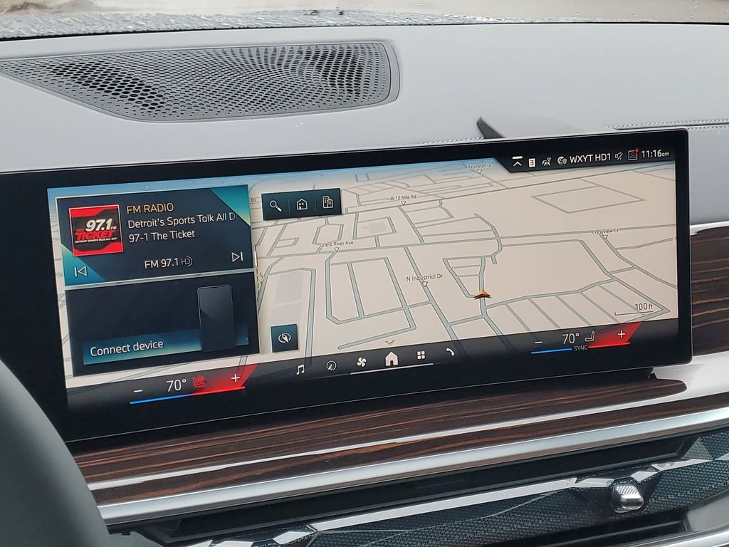 2026 BMW X5 50e - Photo 17
