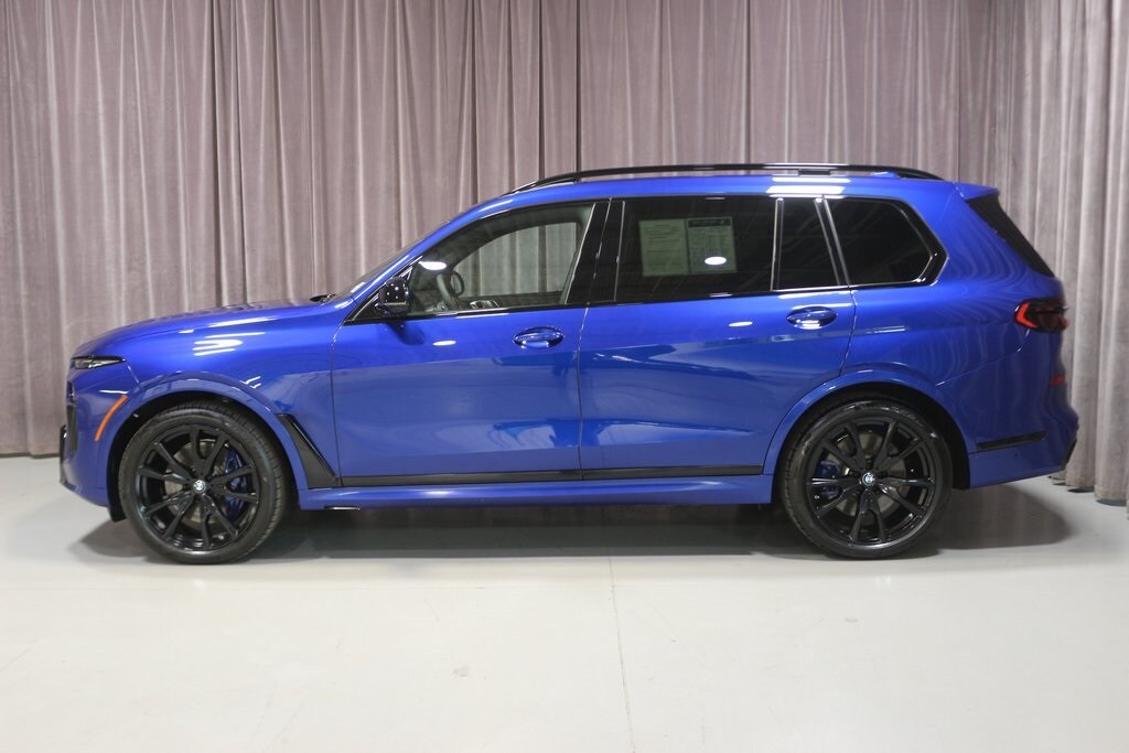 2023 Bmw X7 M60i photo 2