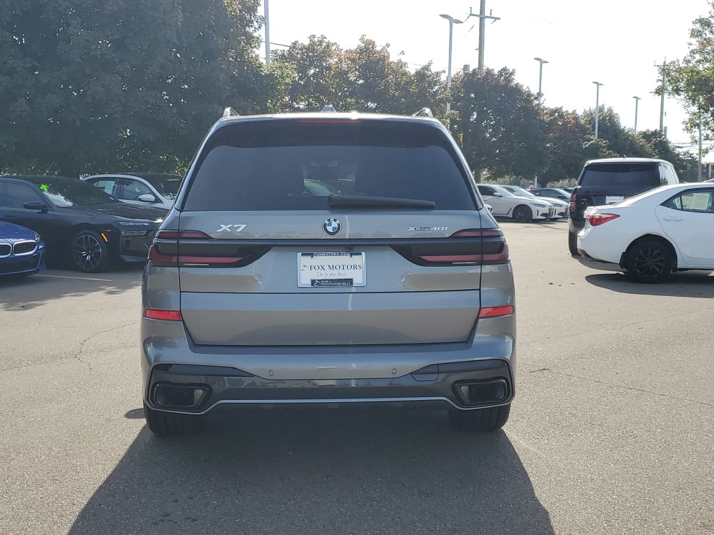New 2027 BMW X7 xDrive40i SUV