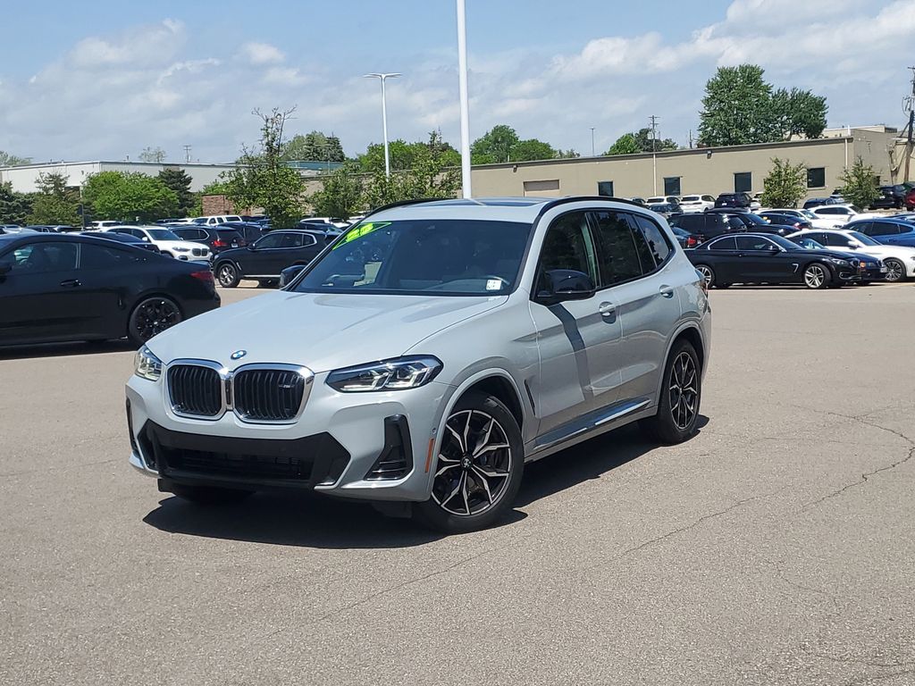 2023 BMW X3 M40i's photo
