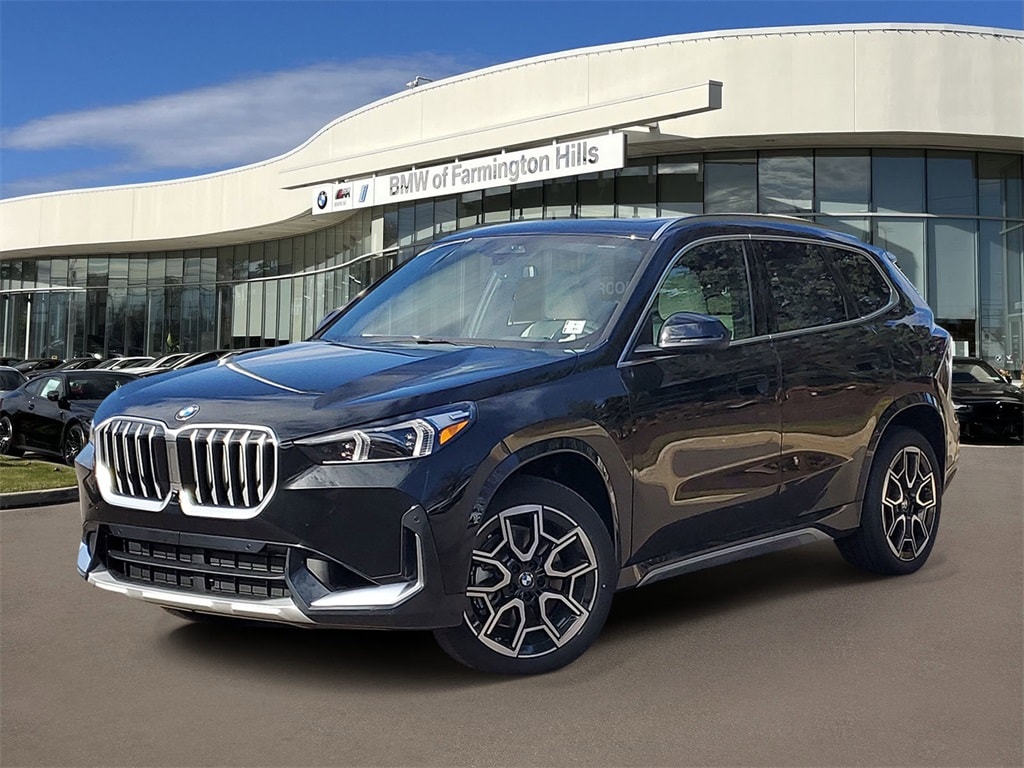 2026 BMW X1 28i's photo