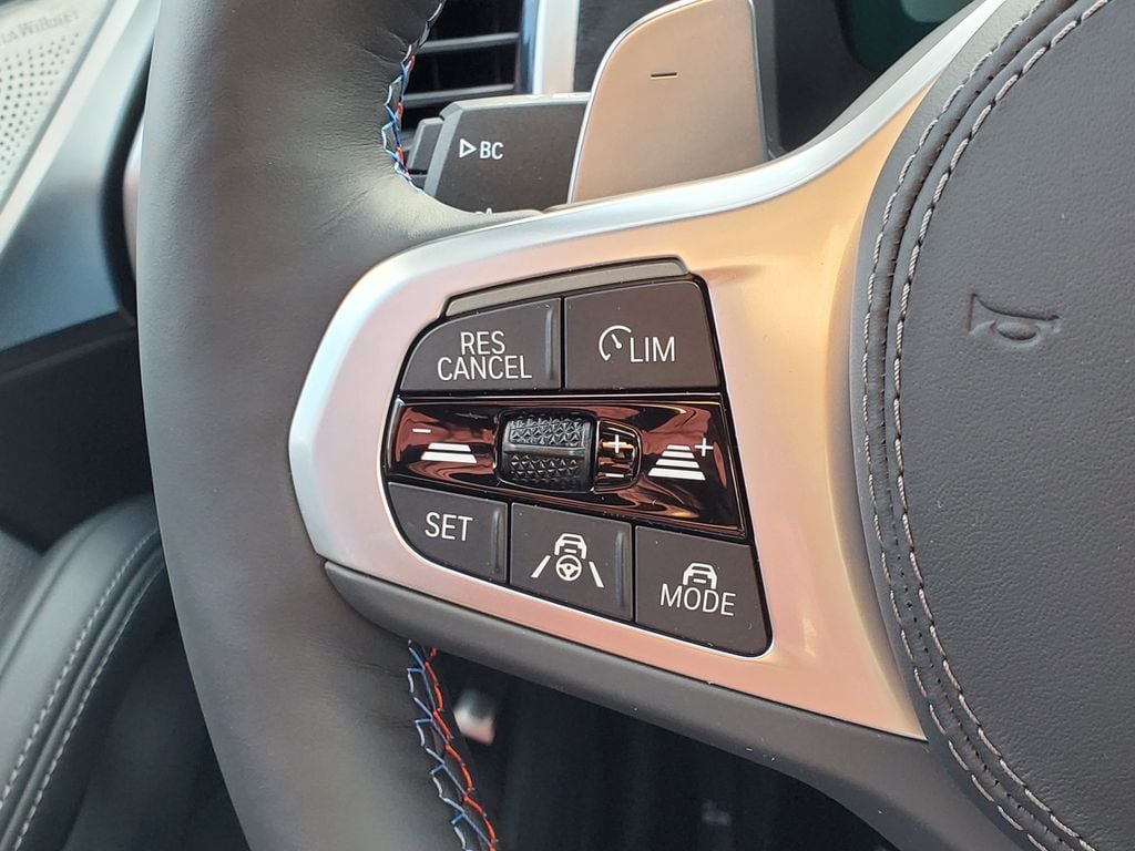 2026 BMW 8 Series M850i - Photo 12