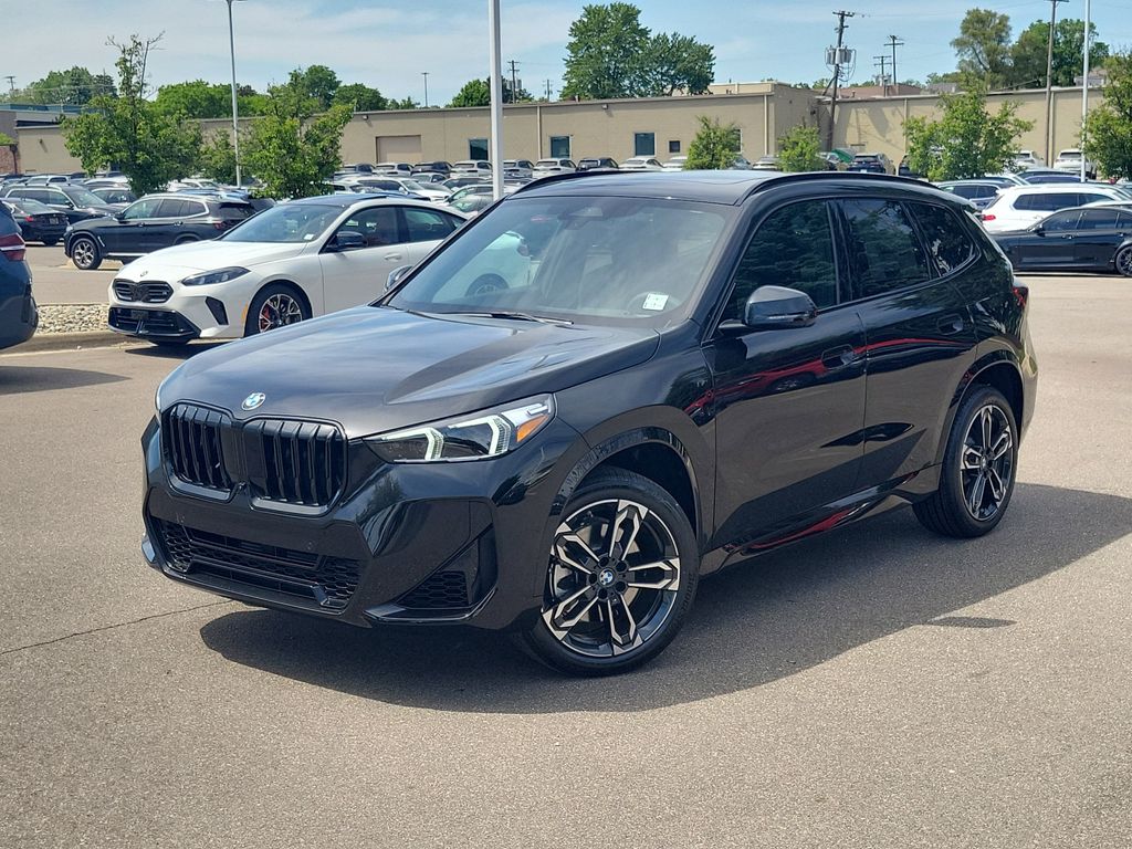 2026 BMW X1 xDrive28i's photo