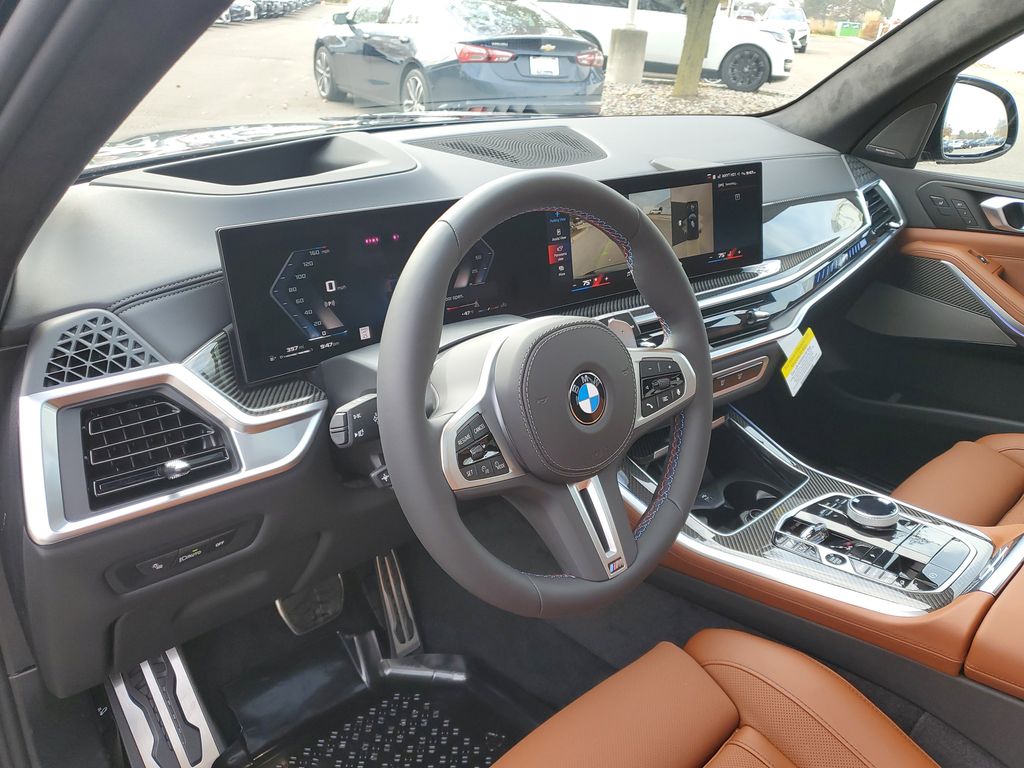 2026 BMW X5 M60i - Photo 10