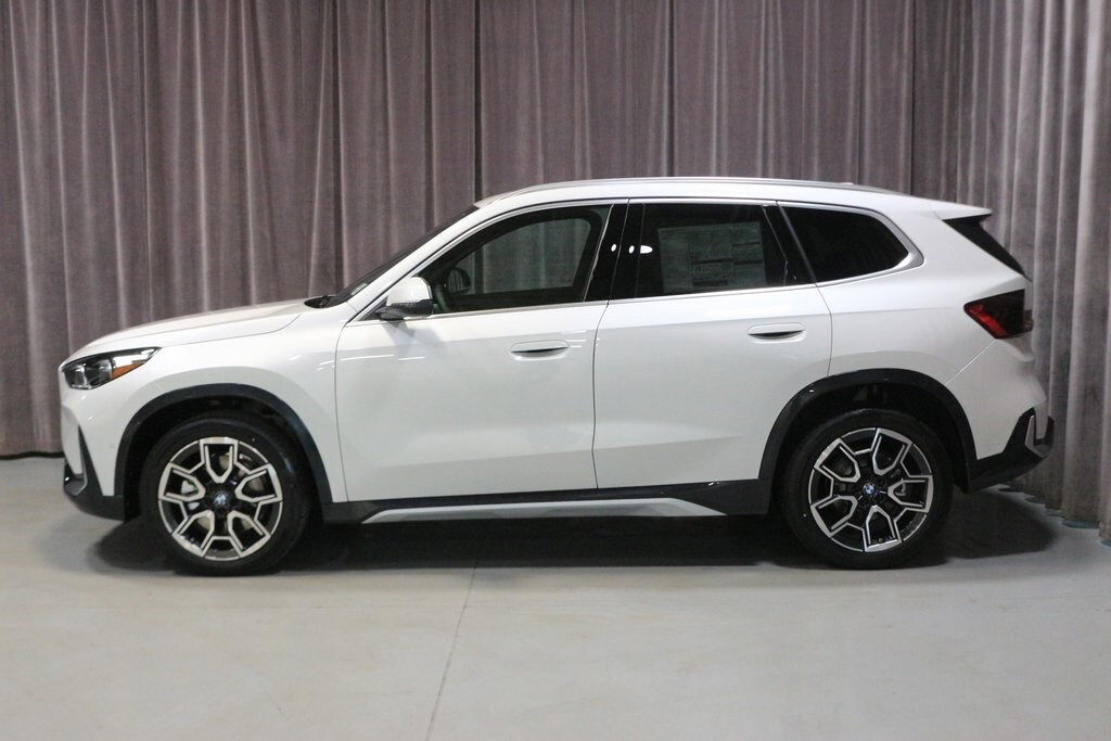 2025 Bmw X1 XDrive28i photo 2