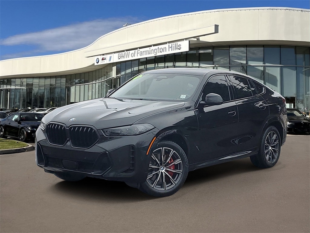 2024 BMW X6 40i's photo