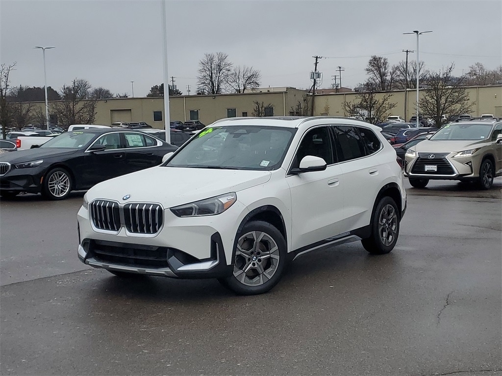 2024 BMW X1 28i