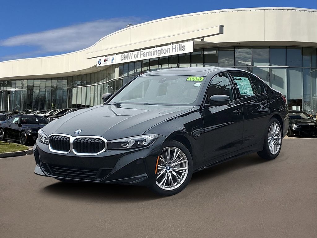 2023 BMW 3 Series 330e