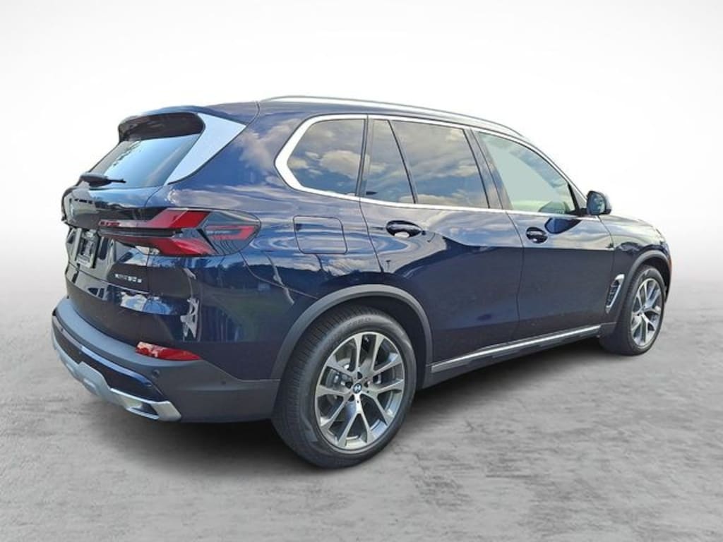 New 2026 BMW X5 PHEV xDrive50e SUV
