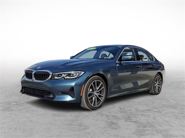2019 BMW 3 Series 330i's photo