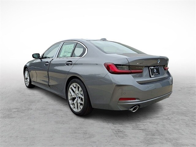 2025 Bmw 330i xDrive Sedan photo 2
