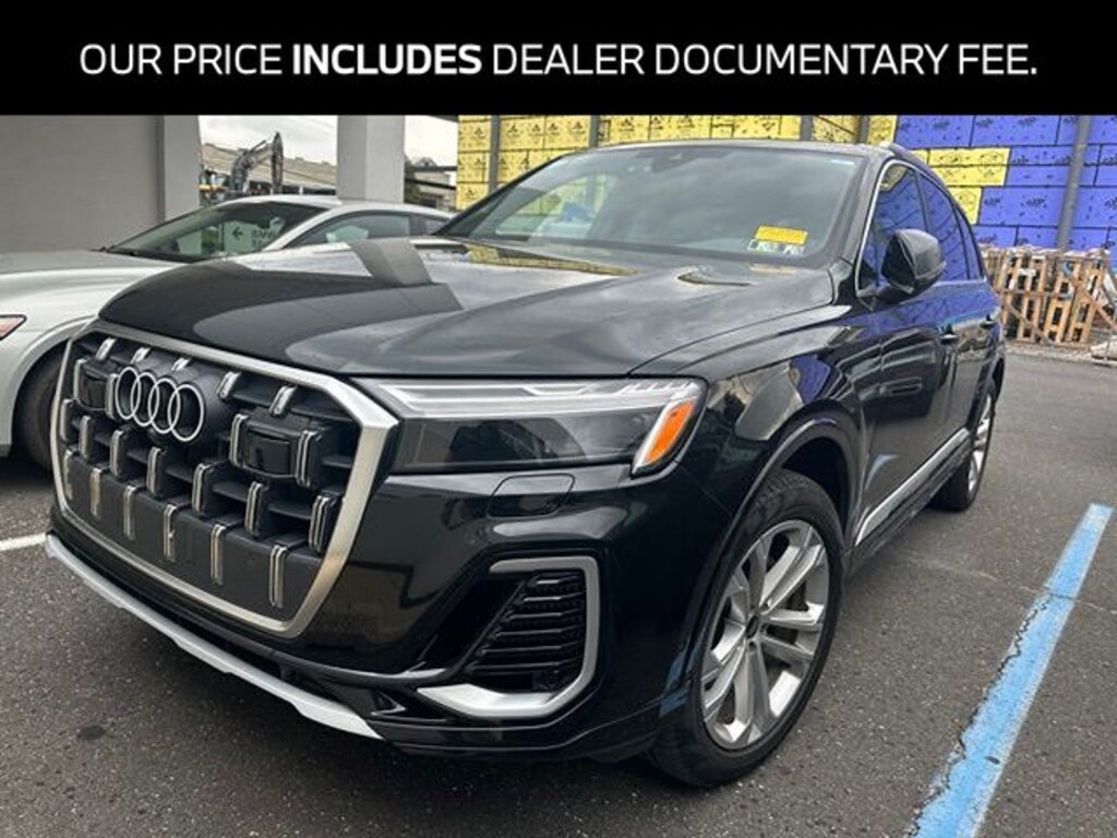 Used 2025 Audi Q7 55 Premium SUV