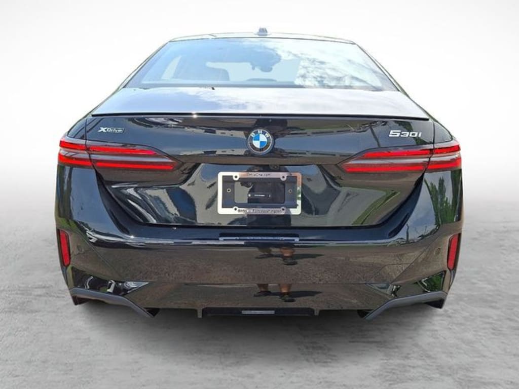 New 2027 BMW 530i xDrive Sedan