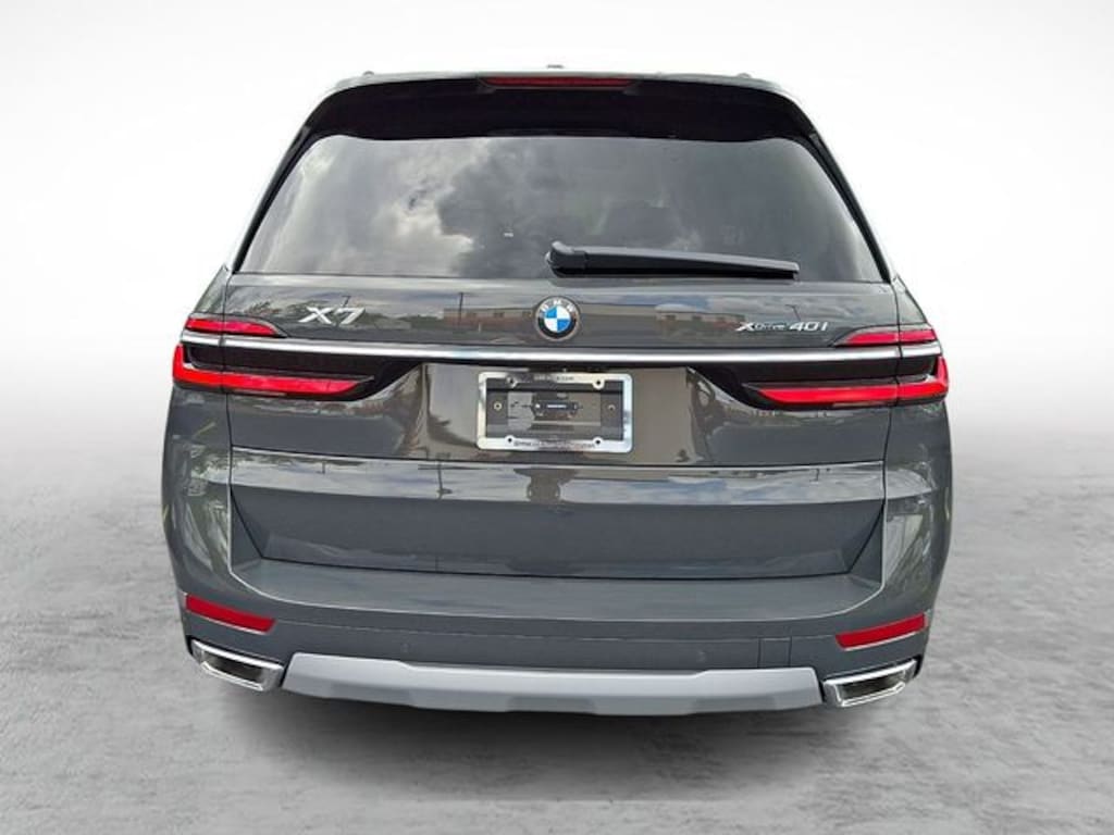 New 2027 BMW X7 xDrive40i SUV