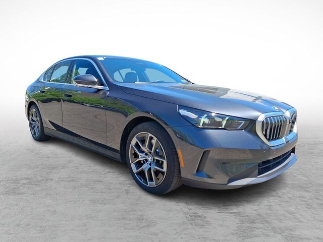 2026 BMW 5 Series 530i - Photo 6
