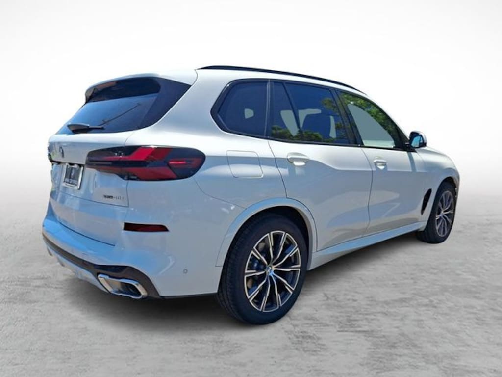Used 2024 BMW X5 xDrive40i SUV