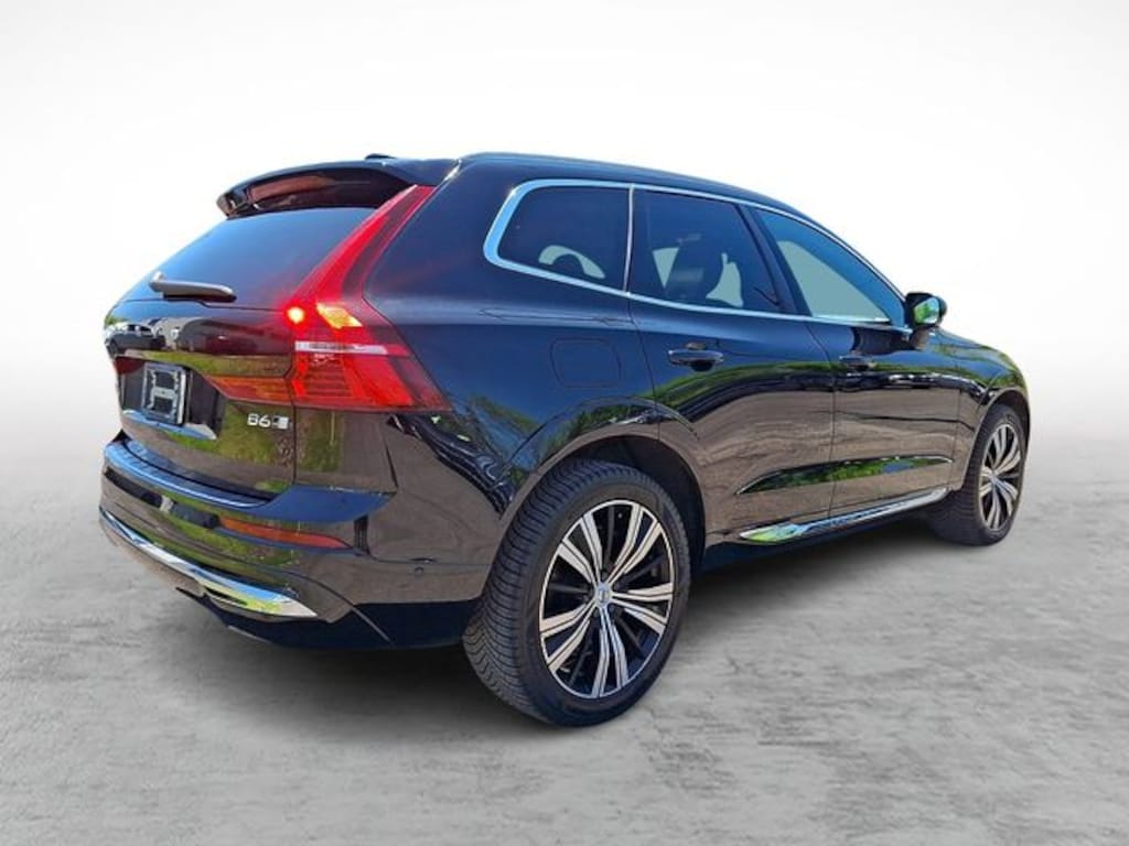 Used 2022 Volvo XC60 B6 AWD Inscription SUV