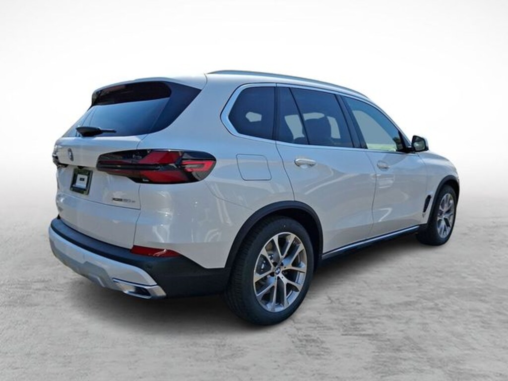 New 2026 BMW X5 PHEV xDrive50e SUV