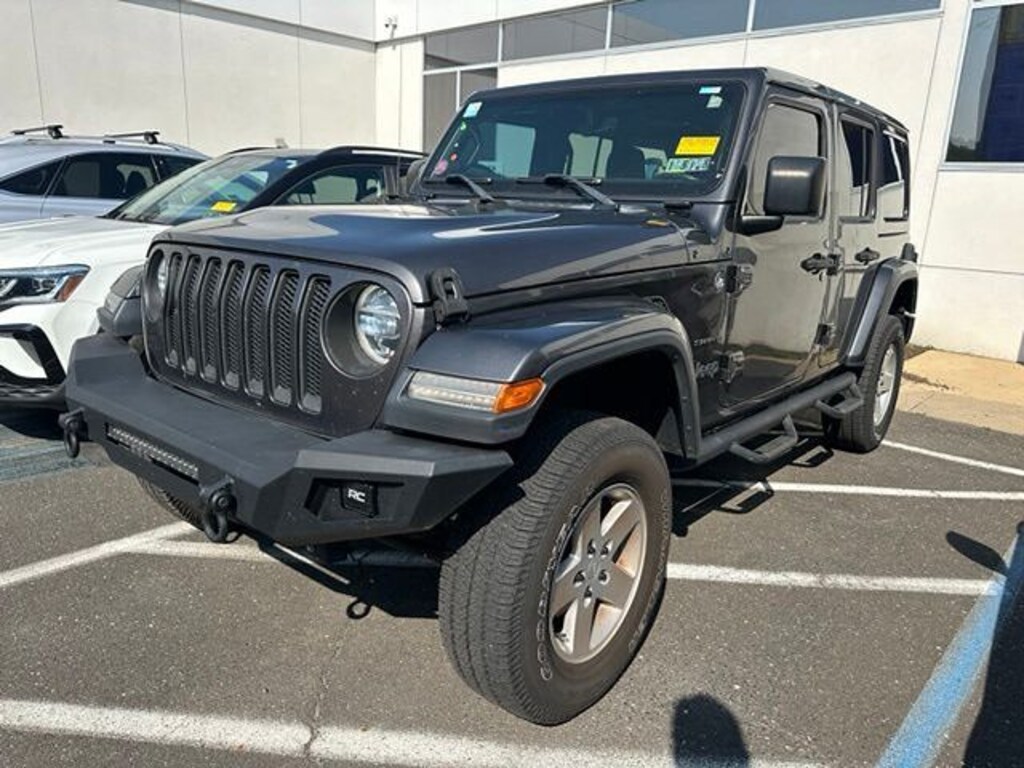 Used 2018 Jeep Wrangler Unlimited Sahara 4x4 SUV