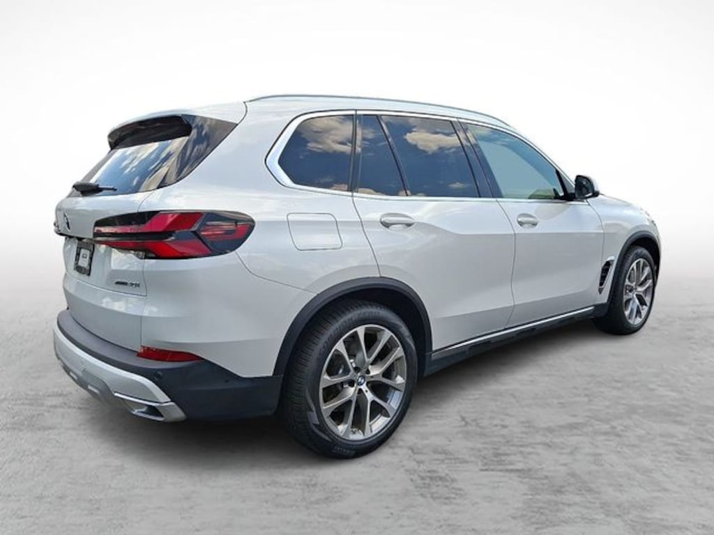 Used 2024 BMW X5 xDrive40i SUV
