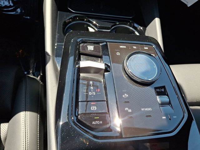 2026 BMW 5 Series 530i - Photo 16