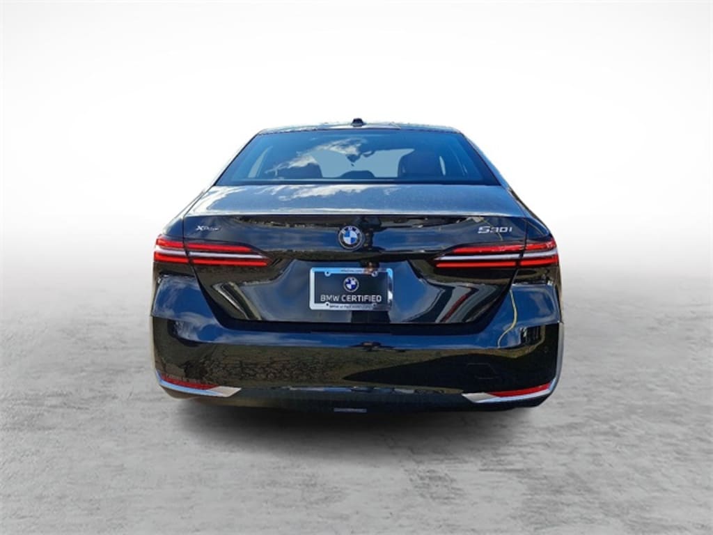 Used 2025 BMW 530i xDrive Sedan