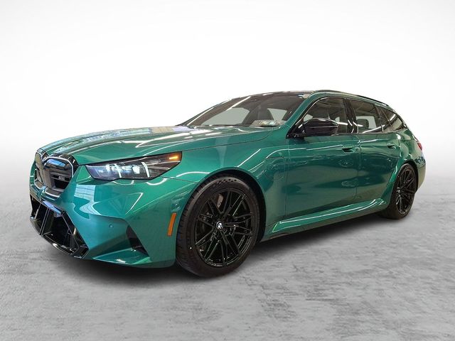 2027 BMW M5 M5 Touring's photo