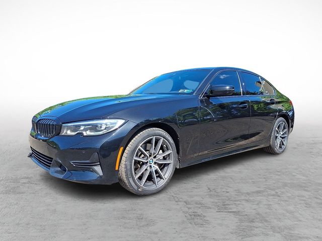 2022 BMW 3 Series 330i xDrive Sedan's photo