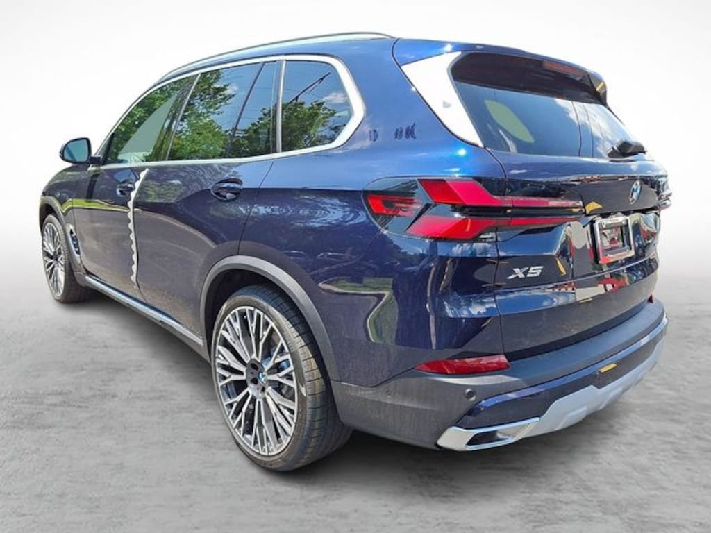 New 2026 BMW X5 xDrive40i SUV