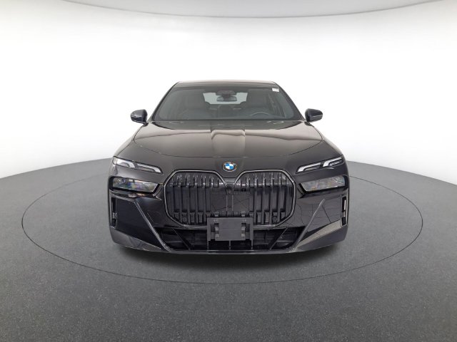 Used 2025 BMW 760i xDrive Sedan